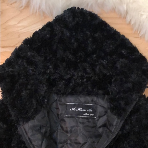 Ladies’s bomber with hood. - Picture 6 of 7